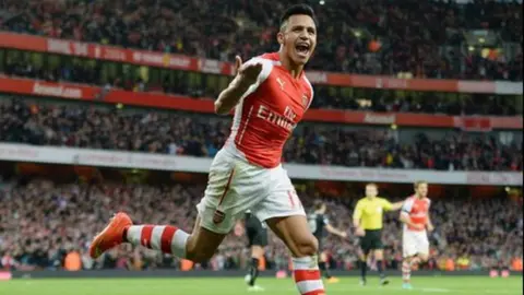Alexis Sánchez, elegido jugador de la década en el Arsenal