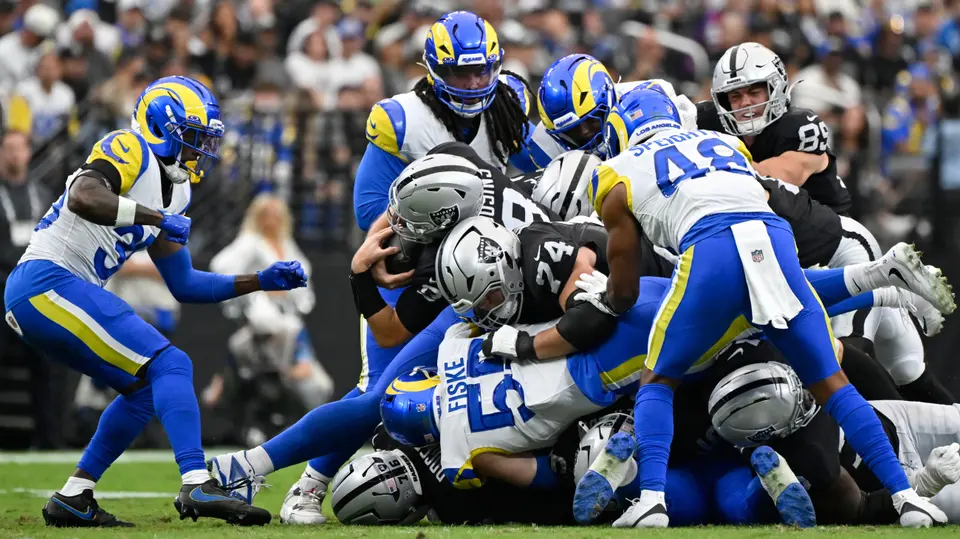 Raiders dio pelea, pero se llevó la derrota | AP