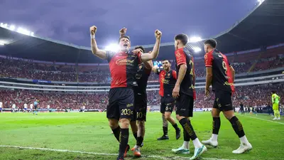 ¡Con sabor a Liguilla! Atlas vence 4-3 a Puebla en una noche de goles en el Jalisco