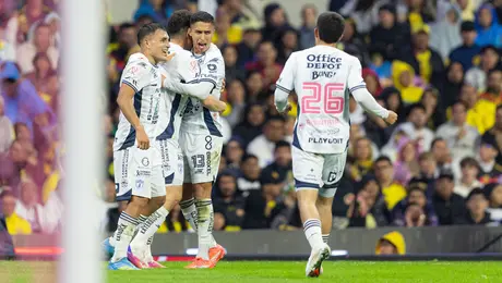 ¡América no pudo con Pachuca! Los Tuzos arruinan el homenaje a Ochoa