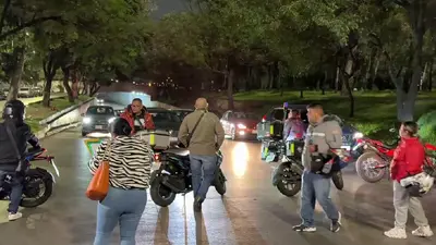 ¿Qué pasó en Circuito Interior? Familiares de un menor bloquean vialidad para exigir atención médica