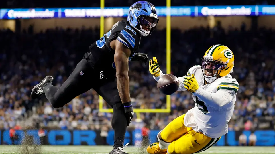 Detroit Lions vs Green Bay Packers | AP