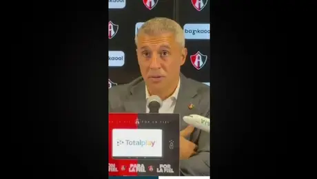 Hernán Crespo elogia a Pepe Martín tras su doblete con Atlas