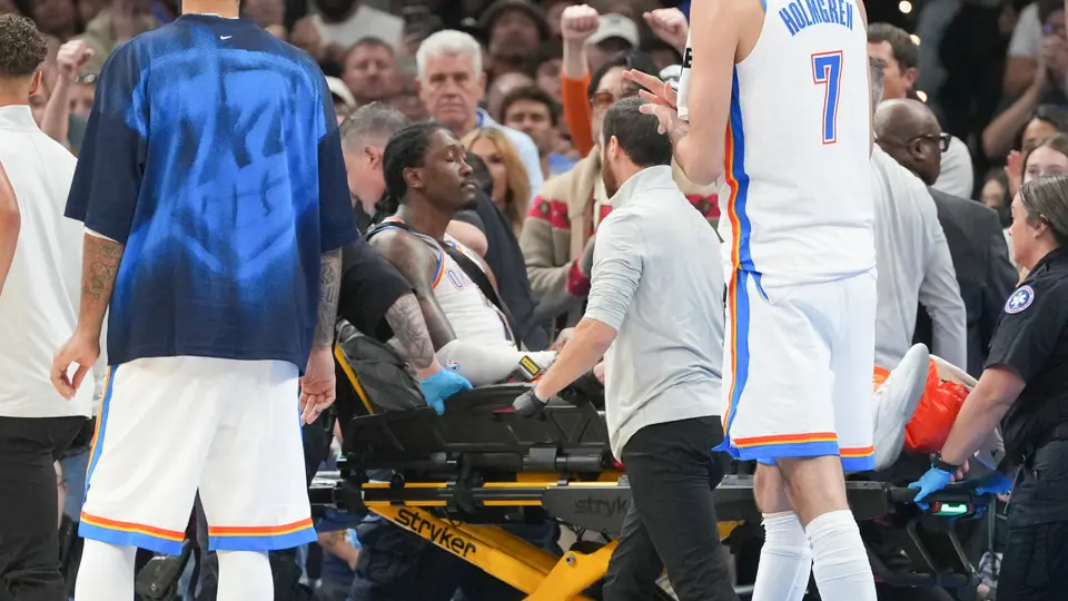 Jalen Williams del Thunder sufre escalofriante lesión y abandona la duela en camilla