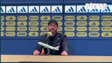 Benjamín Mora sobre Memo Ochoa: 'Es el mejor'