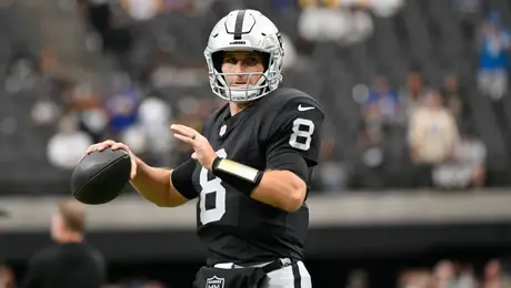 ¡No habrá cambio! Raiders confirma a Kirk Cousins como titular y frena debut de Fernando Mendoza