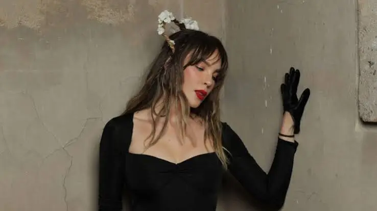 Belinda ya había interpretado el tema en el Vive Latino de 2025, donde sorprendió al público con su versión del clásico de despecho./Voguemexico