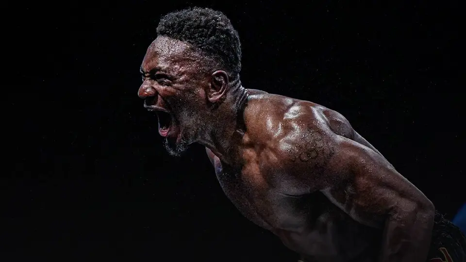 ¿Cuál es el récord de Christian Mbilli, rival del Canelo Álvarez?