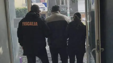 Autoridades de la Ciudad de México y del Estado de México detuvieron a Juan “N”, alias El Seven, durante un operativo conjunto en Amecameca./ Expreso