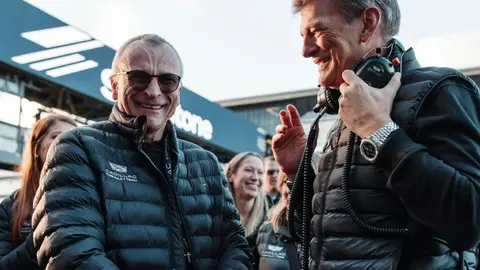 Graeme Lowdon explicó lo que pasó con Checo Pérez en Barcelona