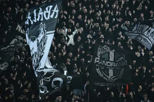 Tragedia: Mueren siete aficionados del PAOK en aparatoso accidente vial