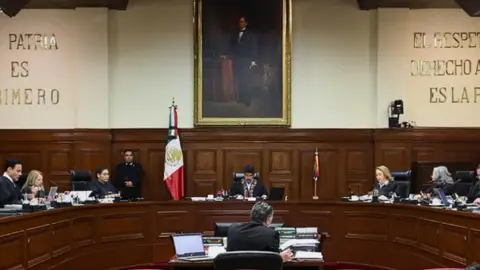 La Corte sigue avalando los cobros a Grupo Salinas / Redes Sociales