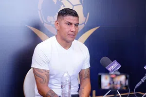 Carlos Salcido se sincera: “Cuando los futbolistas se retiran, muchos se divorcian”