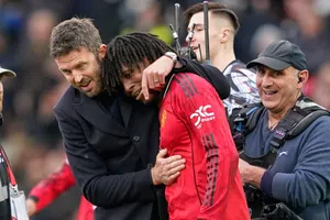 Dorgu es apapachado l AP