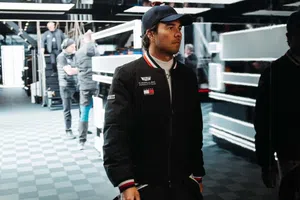 Cadillac hizo un regalo especial a Checo Pérez por su cumpleaños