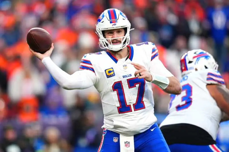 Buscan ayudar a Josh Allen | AP