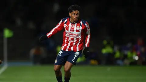 Luis Romo, jugador de Chivas, regresa a las convocatorias | IMAGO7