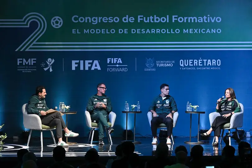 Rafa Márquez y Andrea Rodebaugh hablaron en el congreso | FMF