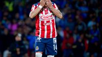 Chicharito en lamento en el Clausura 2026 tras fallar penal ante Cruz Azul | IMAGO 7