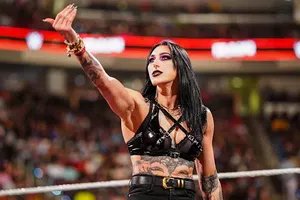 Rhea Ripley va por otra conquista en WWE: ¿la favorita en la Cámara de Eliminación?