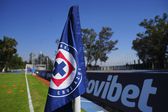 Banderín de Cruz Azul durante el Clausura 2026 de la Liga MX Femenil | IMAGO 7