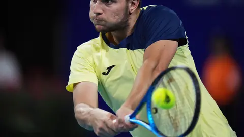Miomir Kecmanovic en el partido de Cuartos de Final del Abierto Mexicano de Tenis | AP