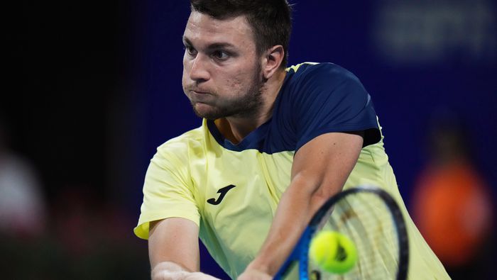 Miomir Kecmanovic en el partido de Cuartos de Final del Abierto Mexicano de Tenis | AP
