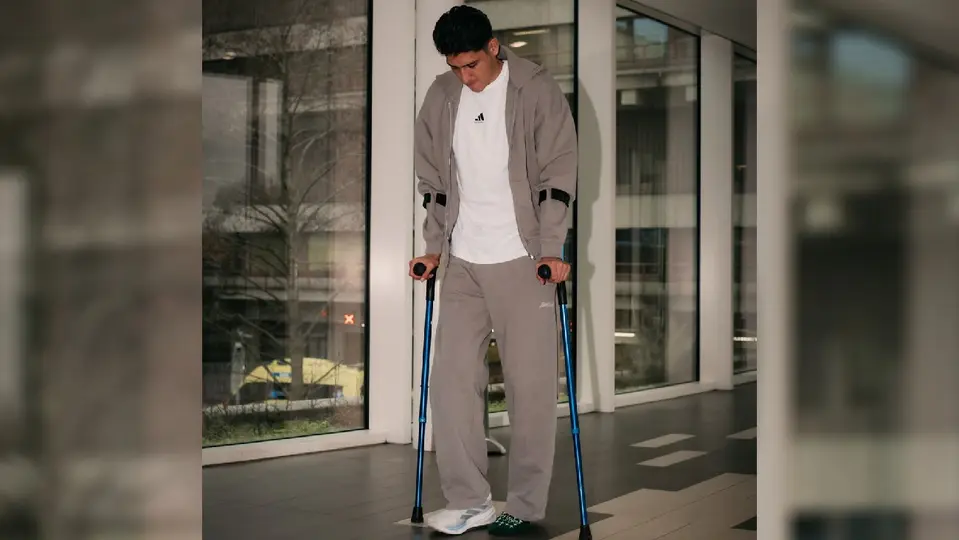 Edson Álvarez compartió imágenes tras su cirugía | INSTAGRAM edsonnalvarez