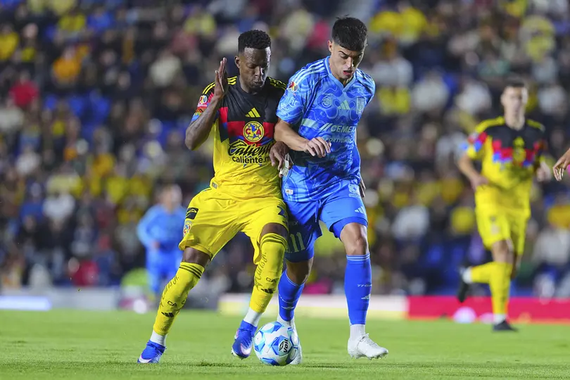 Cristian Borja y Juan Brunetta en el América vs Tigres de Liga MX | IMAGO7