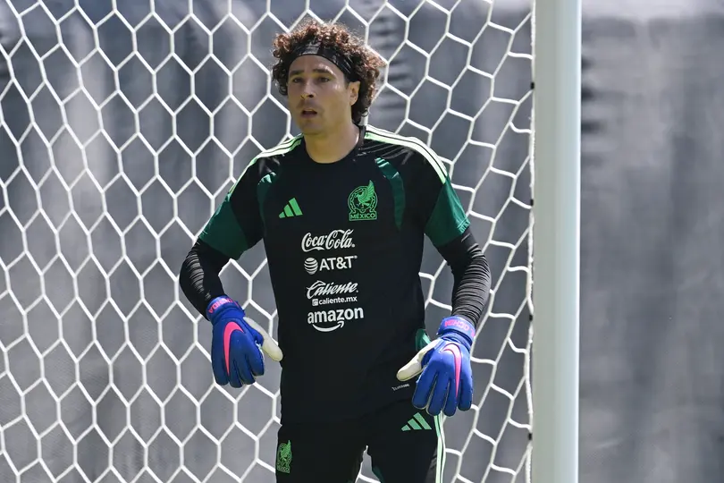 Guillermo Ochoa en un entrenamiento con la Selección Mexicana | MEXSPORT