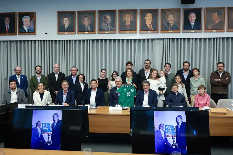 La Federación Mexicana de Futbol realizó un homenaje a Alberto de la Torre | FMF