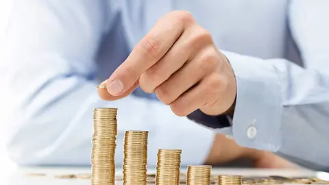 La Cámara de Diputados aprobó una reforma para limitar las llamadas “pensiones doradas”. / iStock