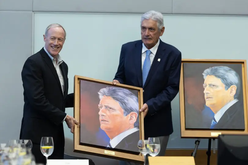 Ivar Sisniega en el homenaje a Alberto de la Torre | FMF