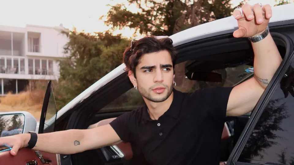VIDEO: Aaron Mercury sufre asalto armado en CDMX junto a su madre: “Nos quitaron todo”