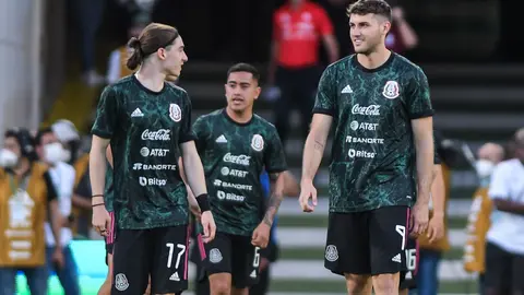 Marcelo Flores y Santiago Giménez con la Selección Mexicana | MEXSPORT