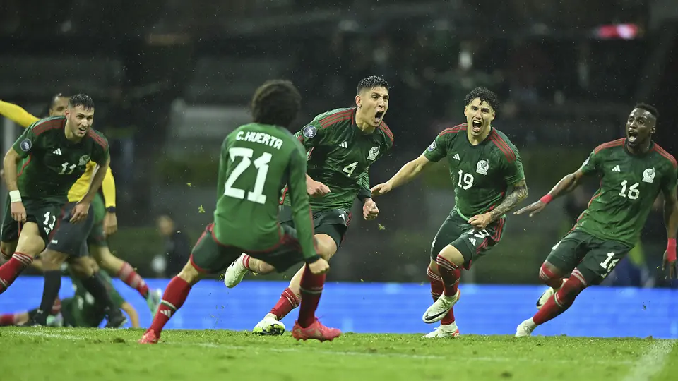 Edson Álvarez anotando el gol del empate ante Honduras en la Nations League 2023 | IMAGO7