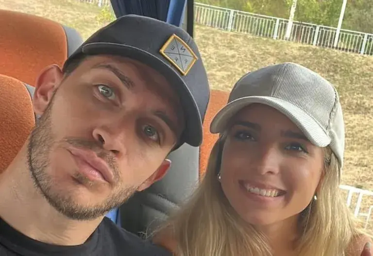 Santiago Martínez y Emily Ceco se conocieron en un reality. / RS