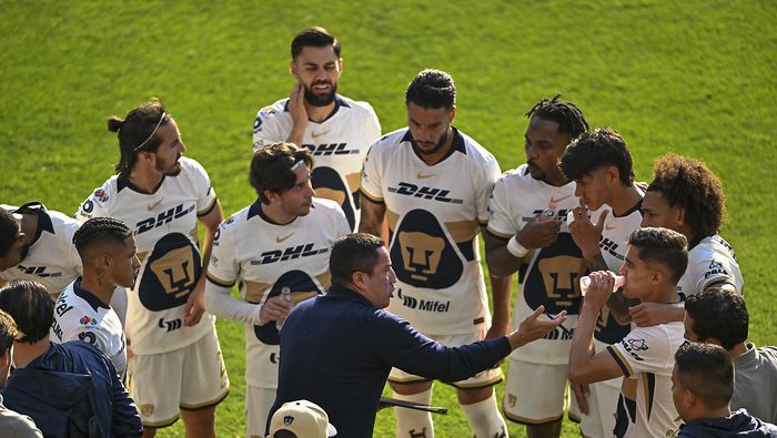 Efraín Juárez con Pumas en el Clausura 2026 de la Liga MX | IMAGO 7