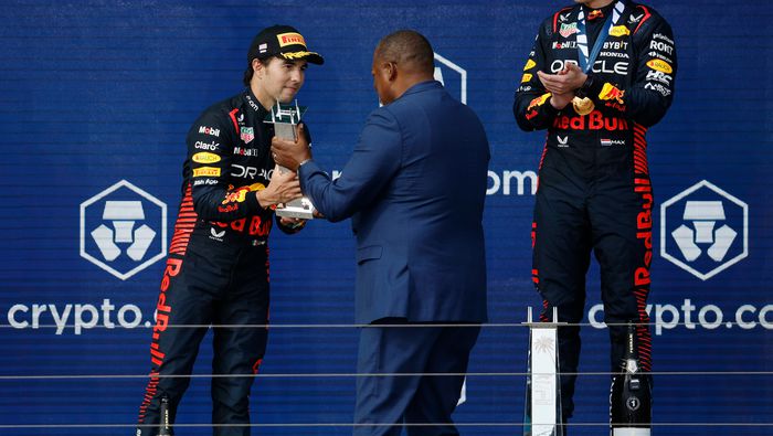 Checo Pérez y Verstappen en el podio del Gran Premio de Miami 2023 | RED BULL