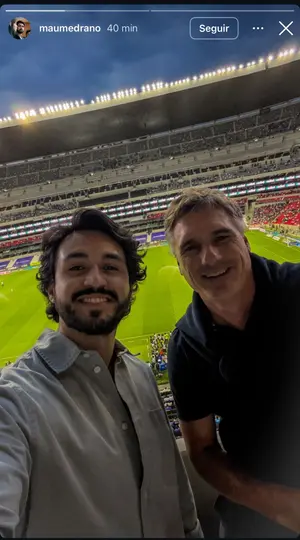 Representante de Lira con gente de City Group | IG: @maumedrano