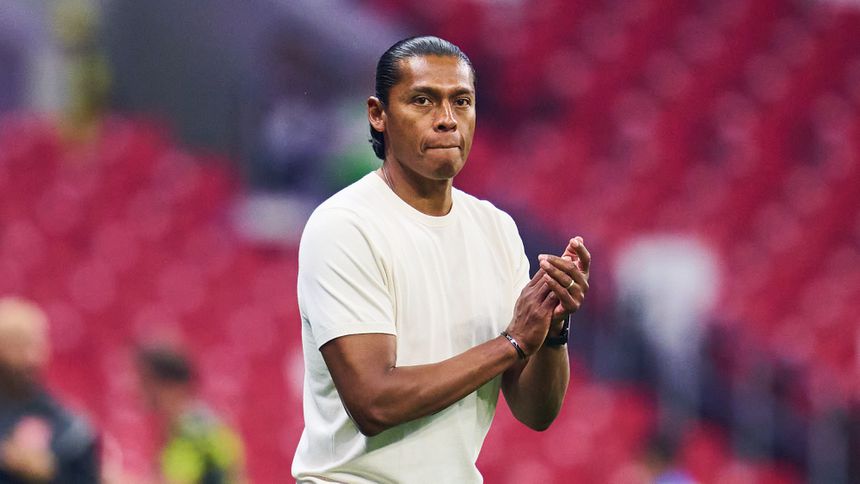 Huiqui se alista para dirigir a Cruz Azul en Liguilla | MEXSPORT