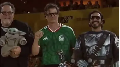 Pedro Pascal llora en CCXP México 2026 con playera de la Selección Mexicana