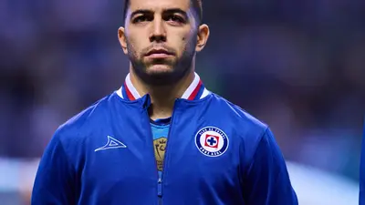 'Titular en el Mundial y a Europa': Exjugador del Tri 'dictamina' el futuro de Erik Lira