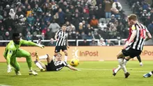 Anthony Gordon con Newcastle en la Premier League |AP