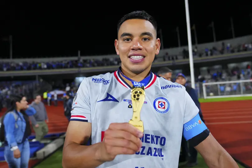 Carlos Rodríguez en celebración con Cruz Azul | MEXSPORT