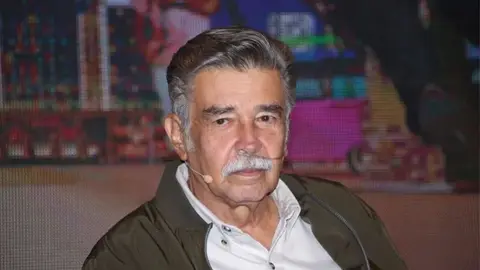 El comediante agradeció las muestras de cariño recibidas luego de que se difundiera información falsa sobre su muerte./ X