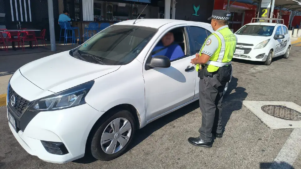 ¡Maneja con precaución! Ahora Guardia Nacional podría multarte por estas razones