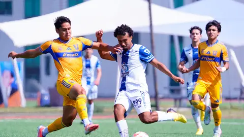 Santiago Pérez en un partido de Pachuca | IMAGO7