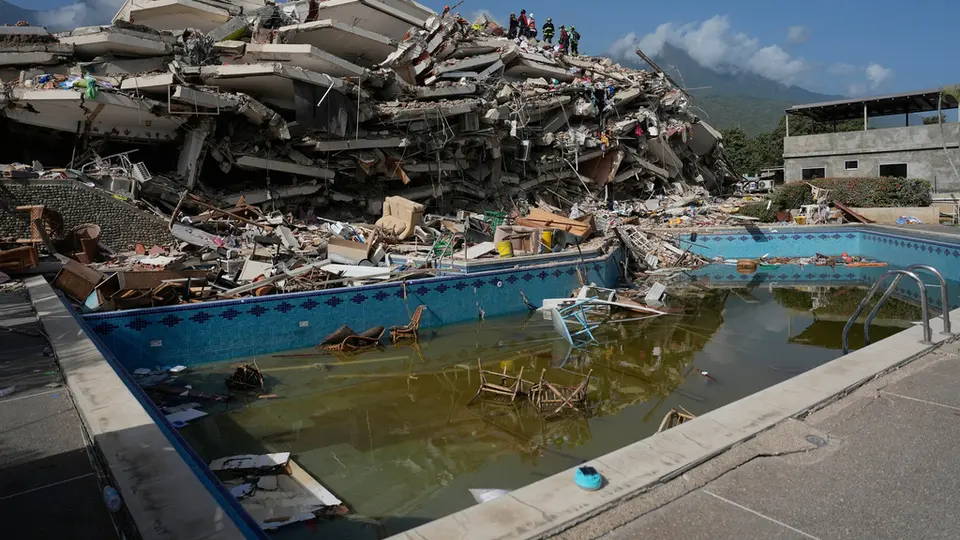 Los terremotos de magnitud 7.2 y 7.5 dañaron diferentes zonas de Caracas / AP