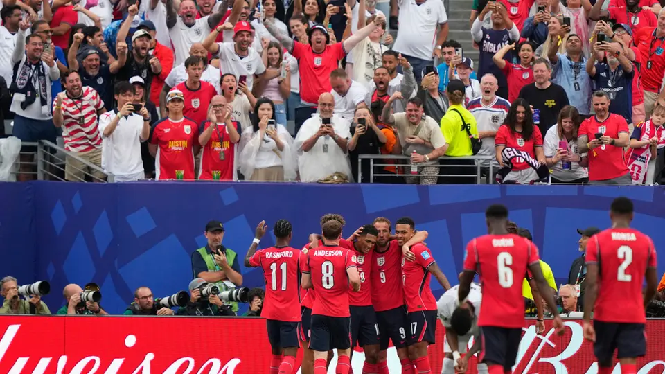 Inglaterra celebrando l AP